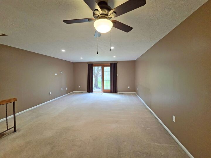 Property Photo: 711 Newton Square PA 15108