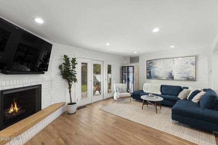 Property Photo:  7707 E 6th Street  AZ 85251 