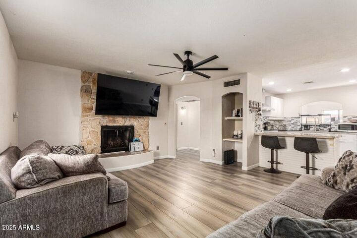 Property Photo:  677 W 22nd Avenue  AZ 85120 