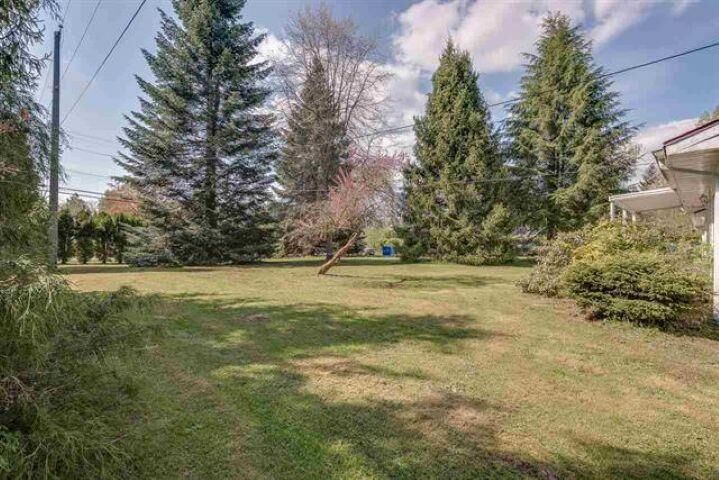 Property Photo: 12690 256 Street BC V7J 3T5