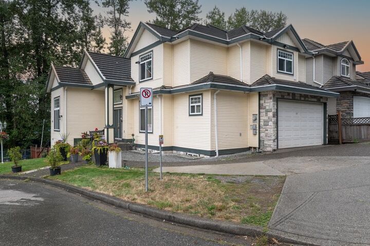 Property Photo: 14490 67B Avenue BC V3S 0T3