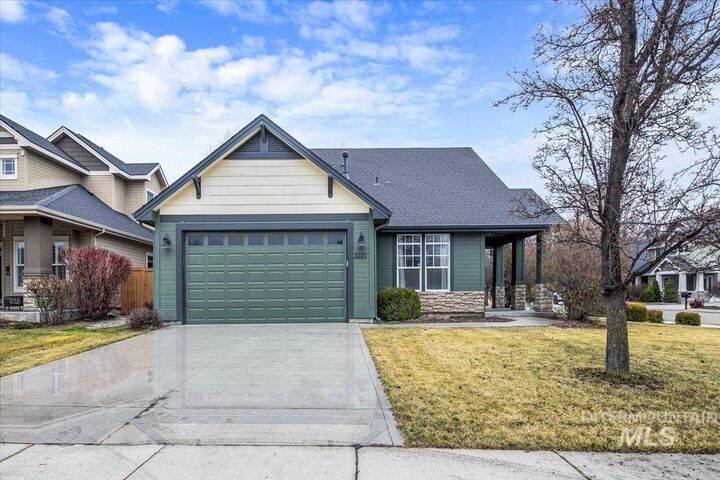 Property Photo:  2222 E Lattice Dr  ID 83642 