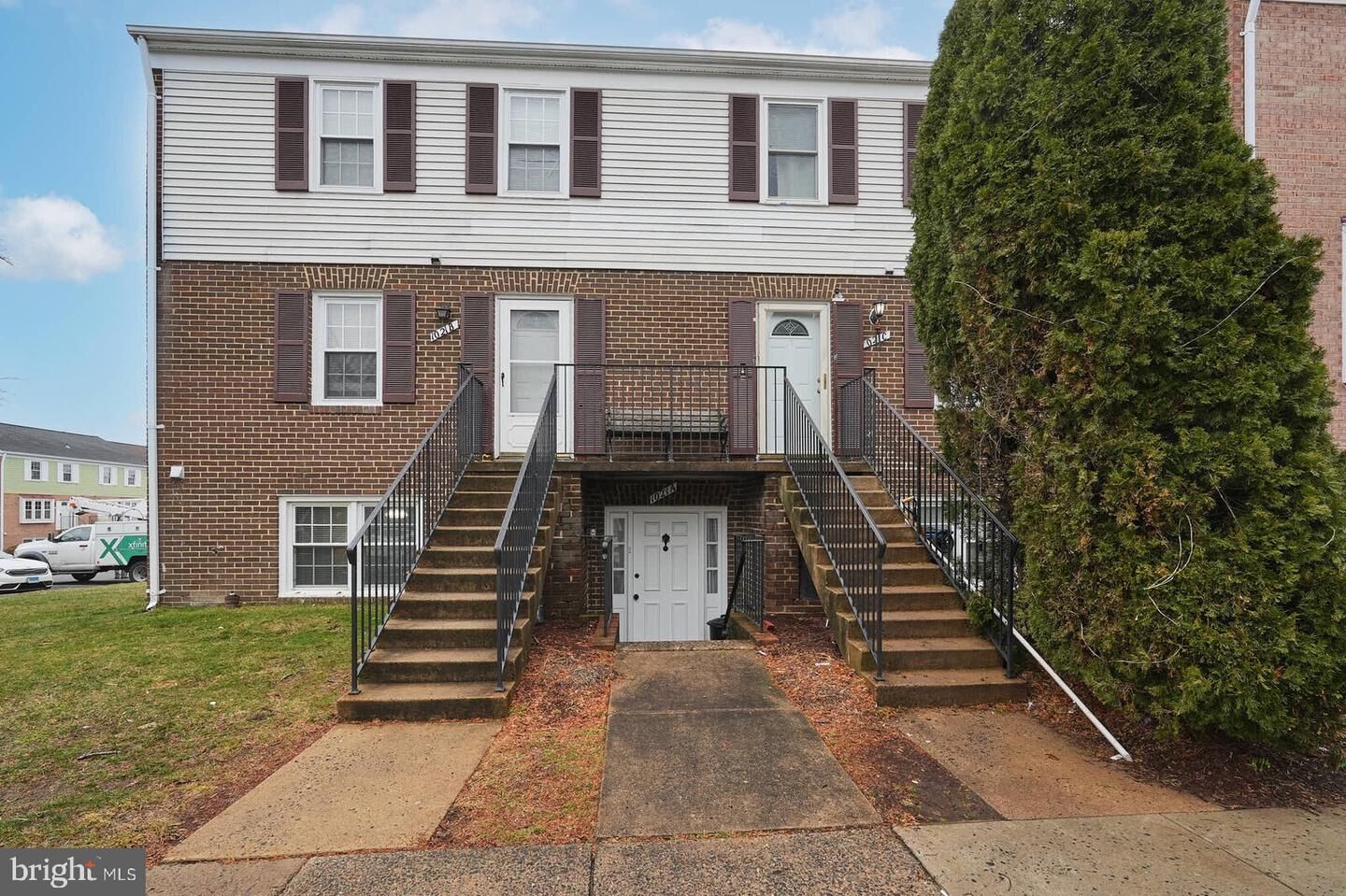 Property Photo: 1021 Brixton Court A VA 20164