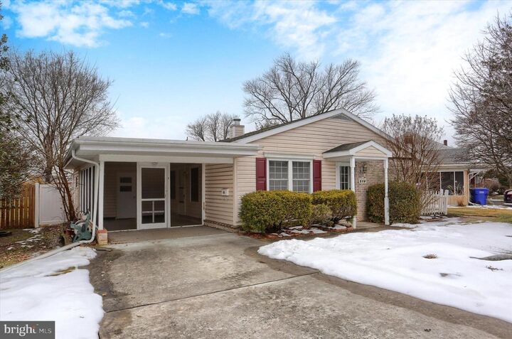 Property Photo: 516 E Coover Street PA 17055