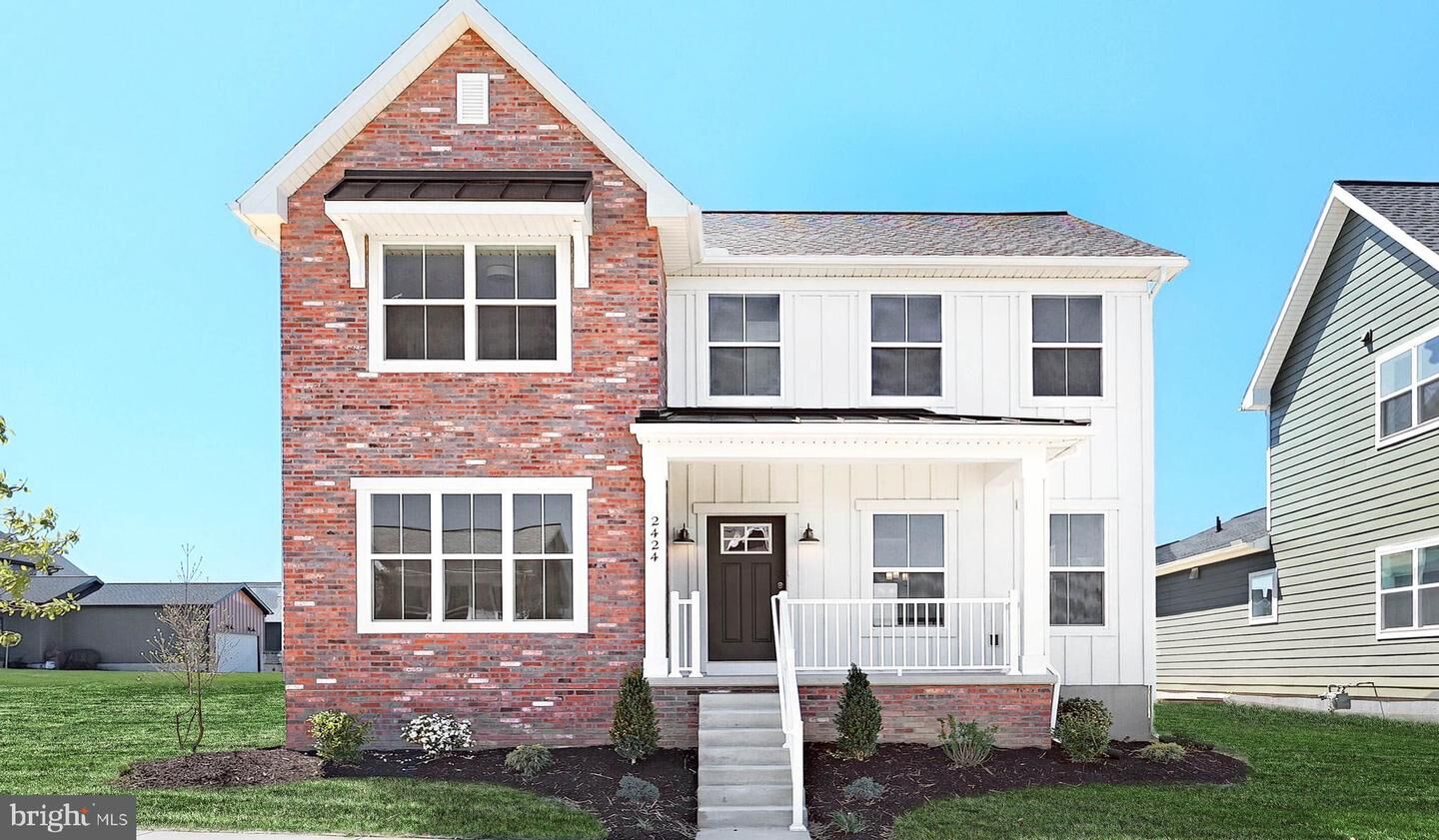 Property Photo:  2424 Hawthorne Drive  PA 17110 