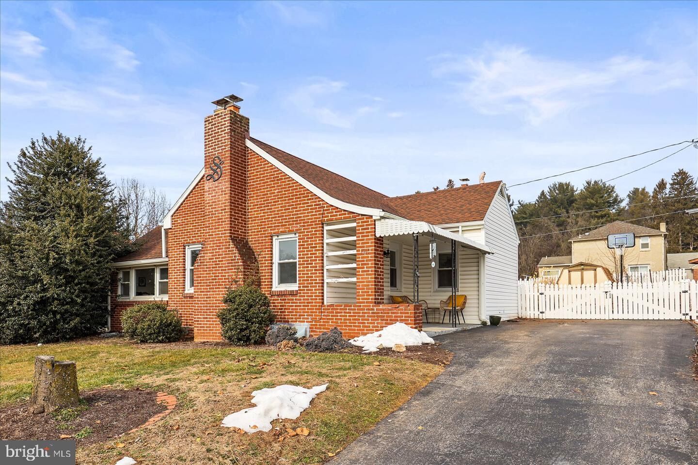 Property Photo: 1314 Canterbury Lane PA 17406
