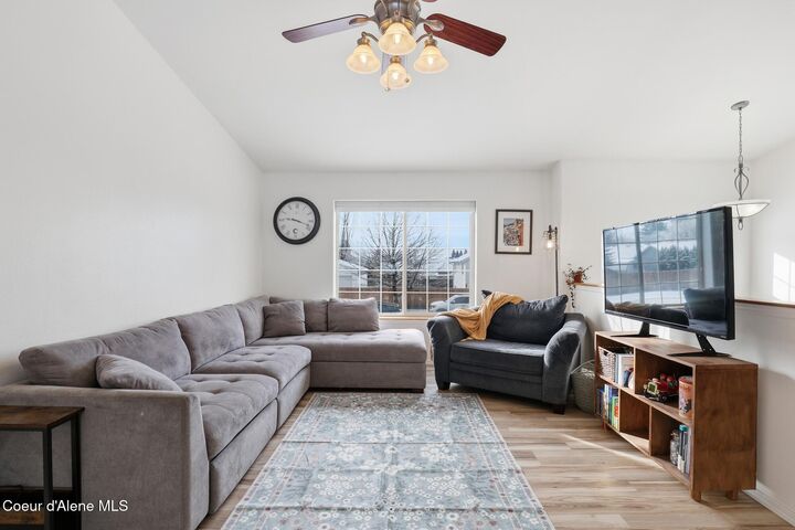 Property Photo:  11438 N Stinson Loop  ID 83835 