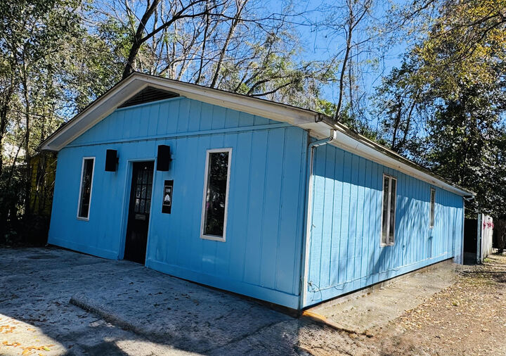 Property Photo: 100 Newell Street SC 29461