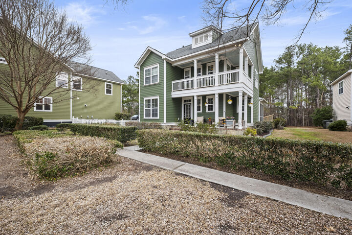 Property Photo:  136 Red Leaf Boulevard  SC 29461 