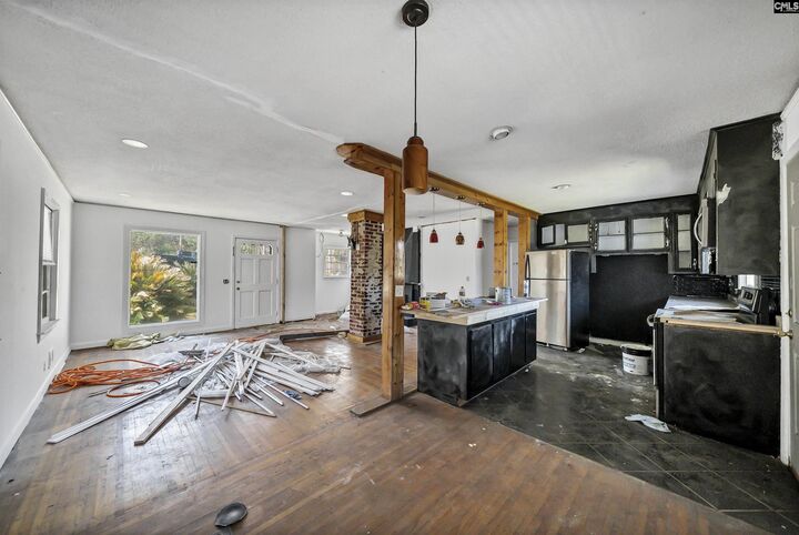 Property Photo:  5424 Knoll  SC 29203 