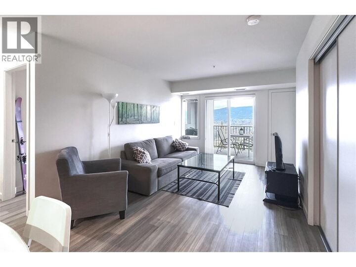 Photo de la propriété:  775 Academy Way 218  BC V1V 0A5 