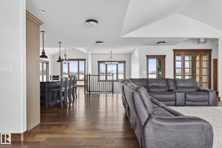 Property Photo:  56229 Rge Road 242  AB T0A 0K3 