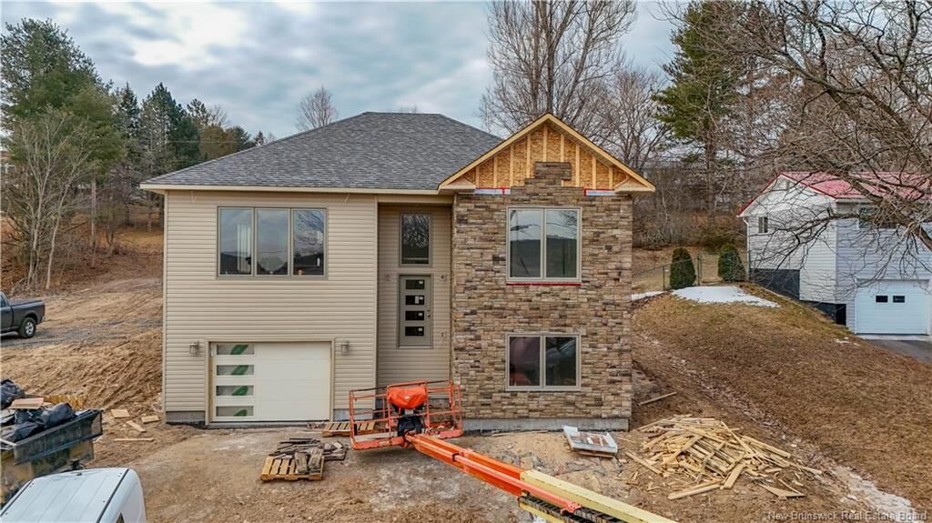 Property Photo:  16 Mayflower Street  NB E3C 1L5 