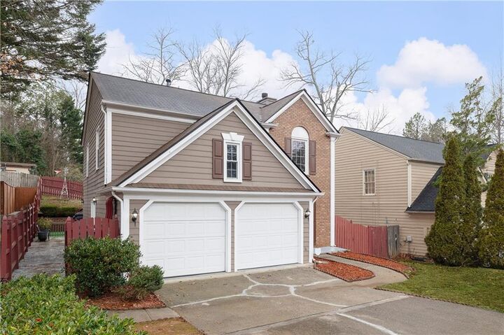 Property Photo:  914 Wenham Lane  GA 30044 