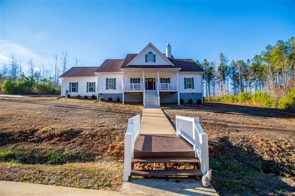 Property Photo:  3186 County Road 12  AL 36264 