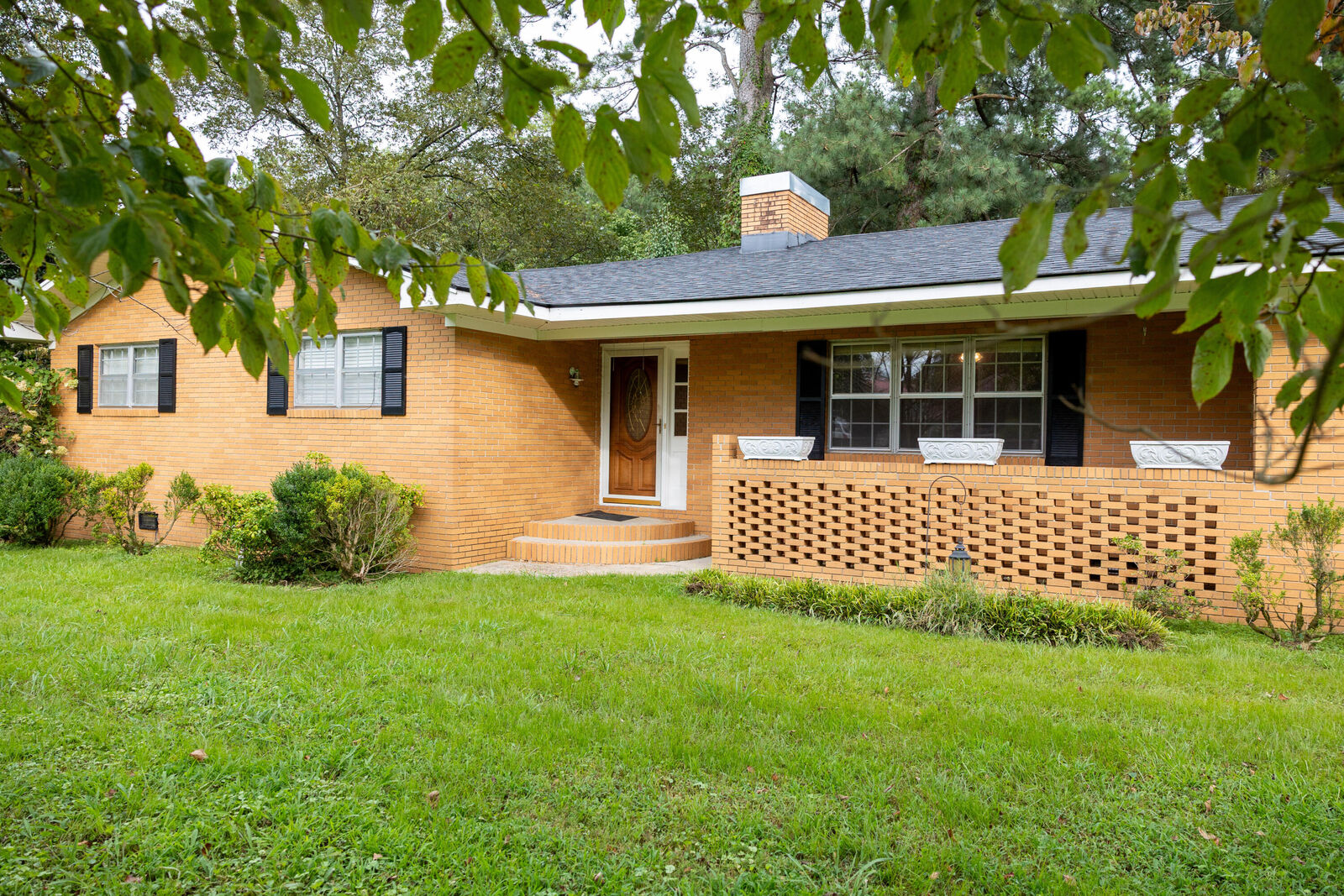 Property Photo:  206 Sunrise Circle  GA 30753 