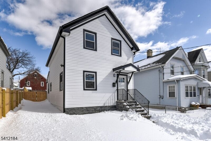 Property Photo: 12 Spencer Pl NJ 07026