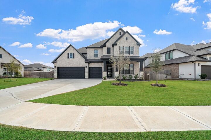 Property Photo: 2211 Stone Lodge Court TX 77469