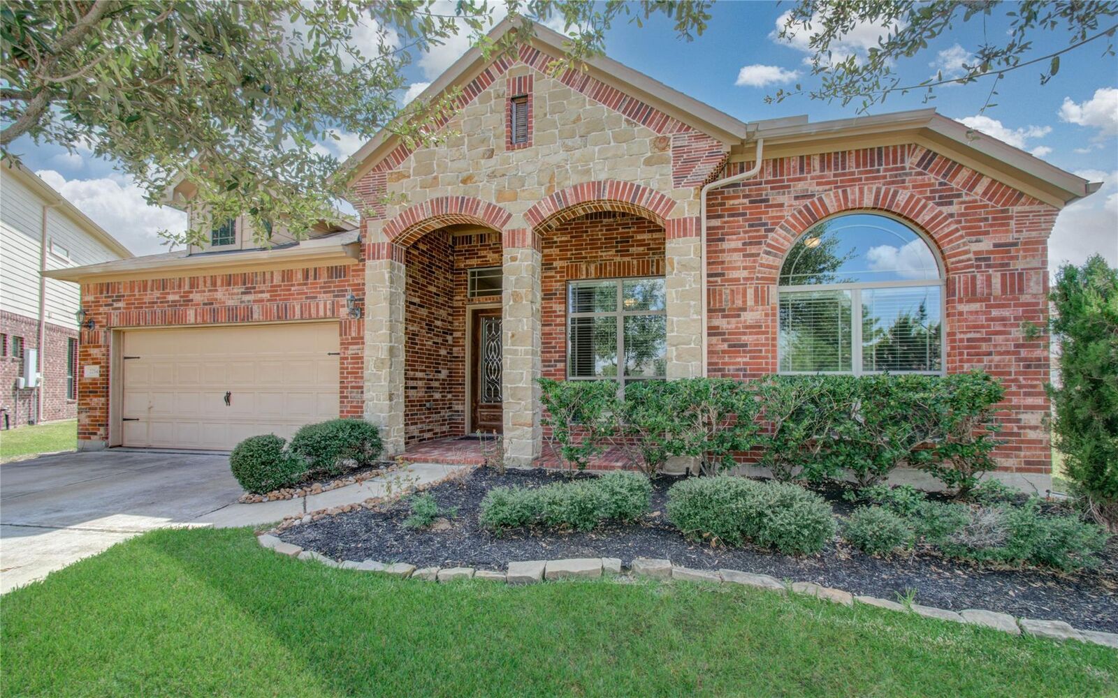 Property Photo:  2214 Red Wren Circle  TX 77494 