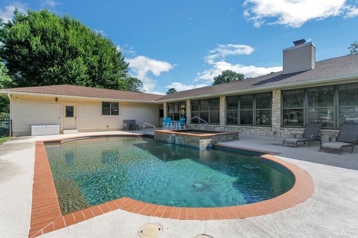 Property Photo:  26 Westpoint Drive  TX 75862 