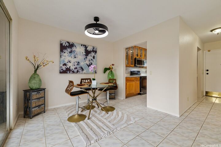 Property Photo: 98-850 Noelani Street 5-39 HI 96782