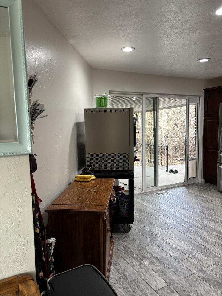 Property Photo: 290 W 400 N UT 84759