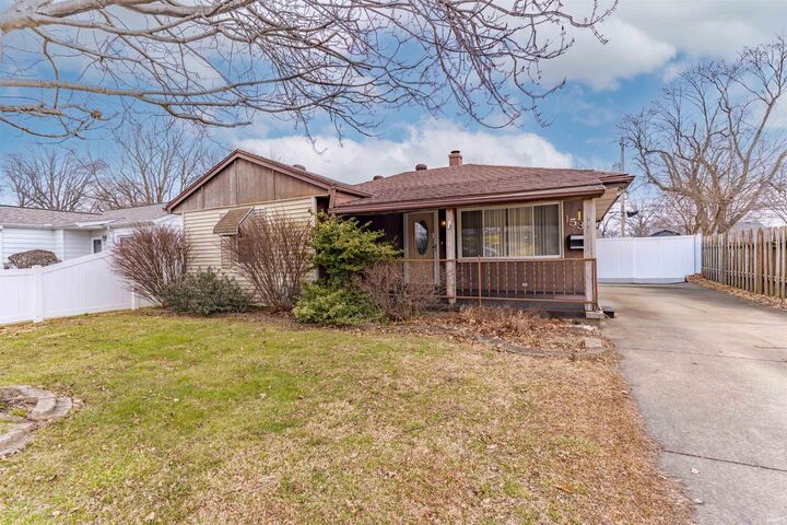 Property Photo:  1532 S Boeke Road  IN 47714 