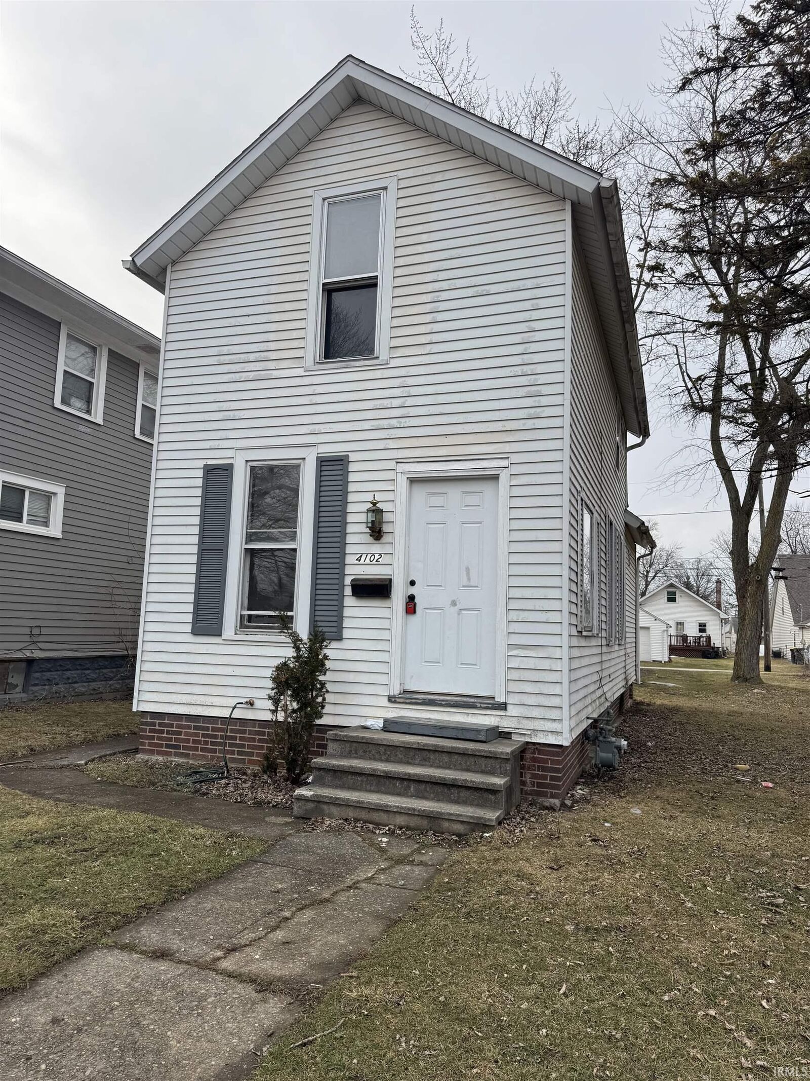 Property Photo: 4102 Warsaw Street IN 46806