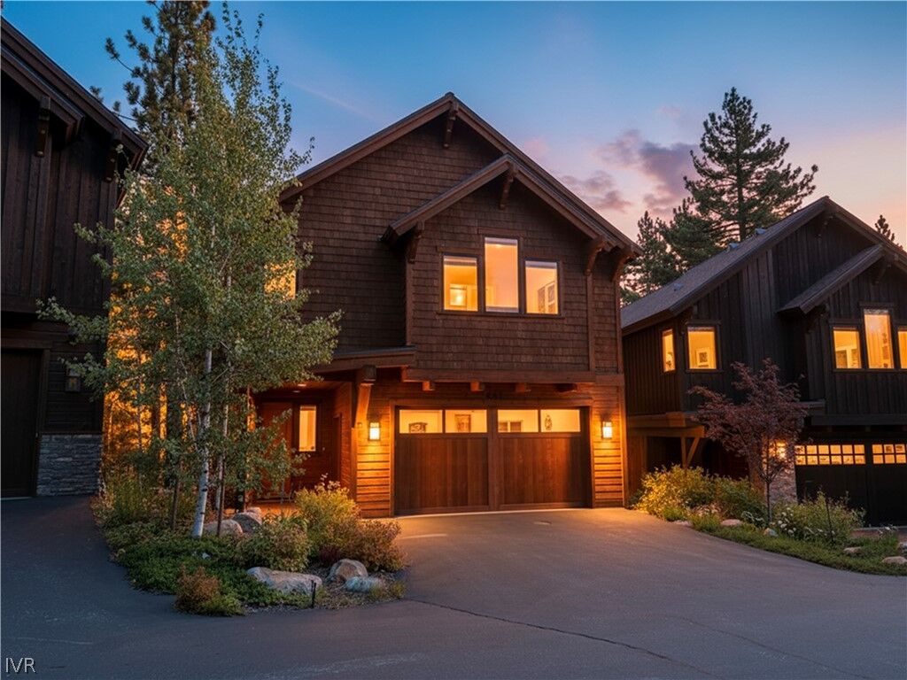 Property Photo: 661 Rosewood Circle NV 89451