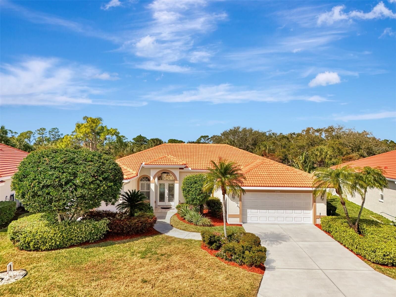 Property Photo: 8528 Great Meadow Drive FL 34238