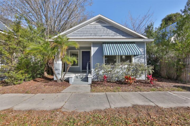 Property Photo:  2331 W Chestnut Street  FL 33607 