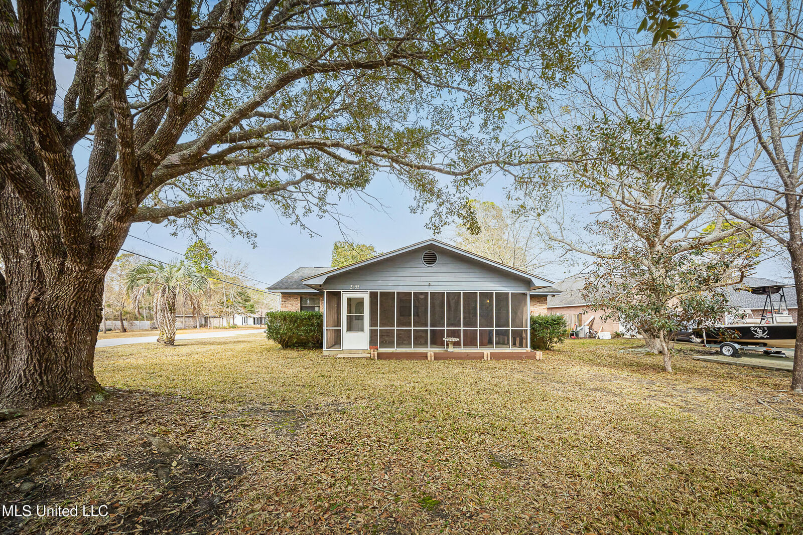 Property Photo: 2433 Santa Cruz Street MS 39553
