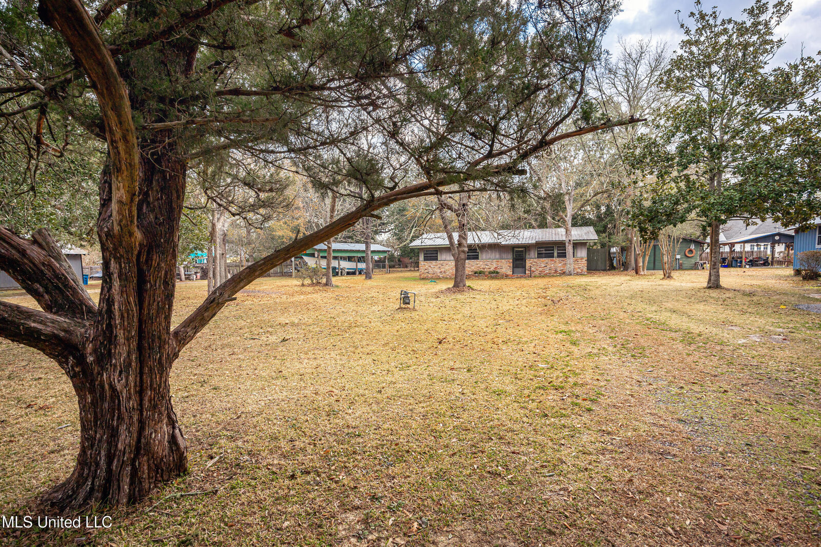 Property Photo:  510 Ward Avenue  MS 39564 