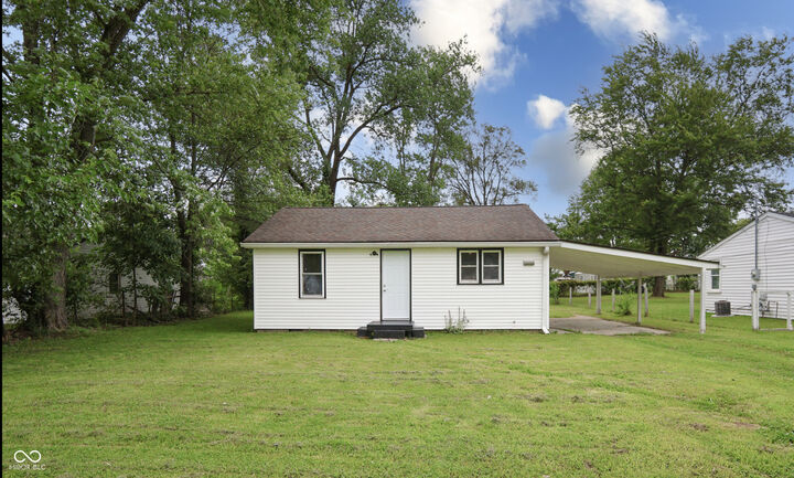 Property Photo:  523 Patterson Road  IN 47203 