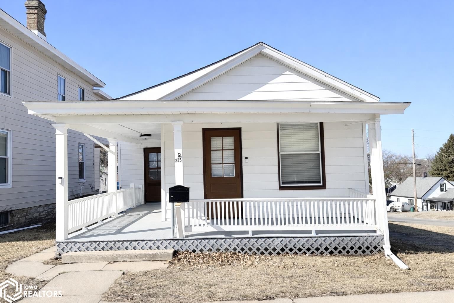 Property Photo:  235 S. 8th Street  IA 52601 