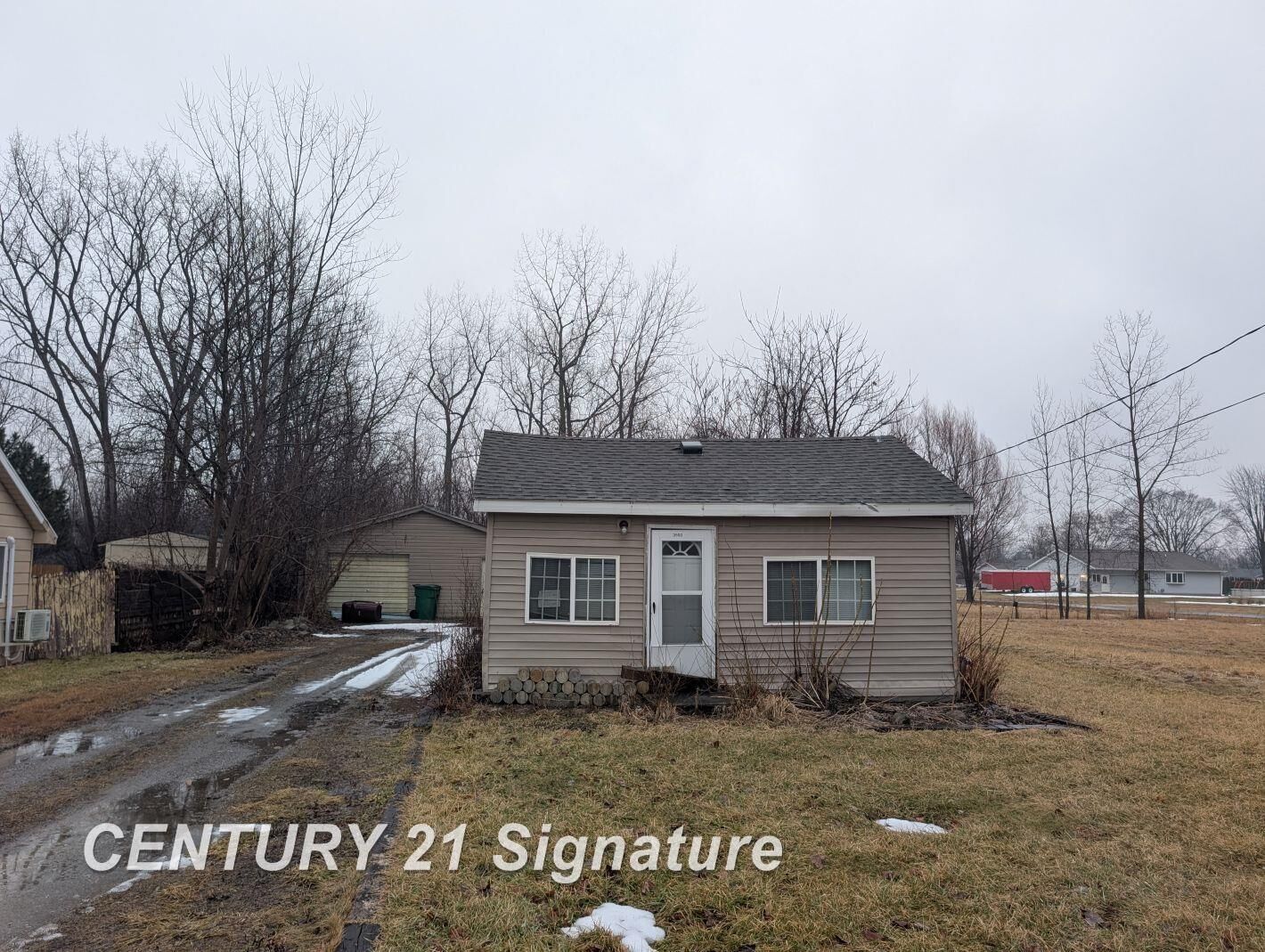 Property Photo:  3593 State Street Road  MI 48706 
