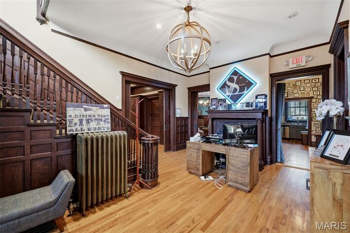 Property Photo: 4512 West Pine Boulevard MO 63108