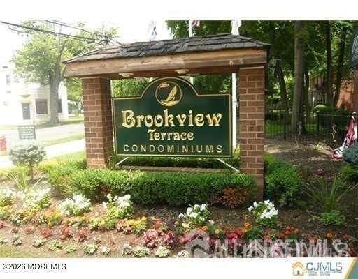 Property Photo:  289 Main Street  NJ 08884 