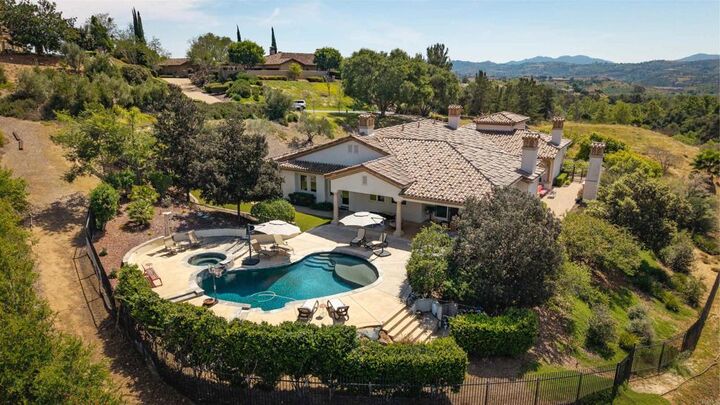 Property Photo:  4229 Bridlewood Road  CA 92028 