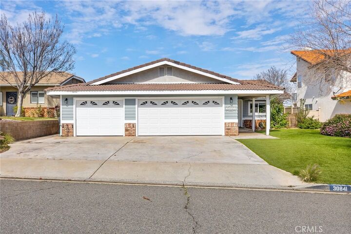 Property Photo: 30841 Long Point CA 92587