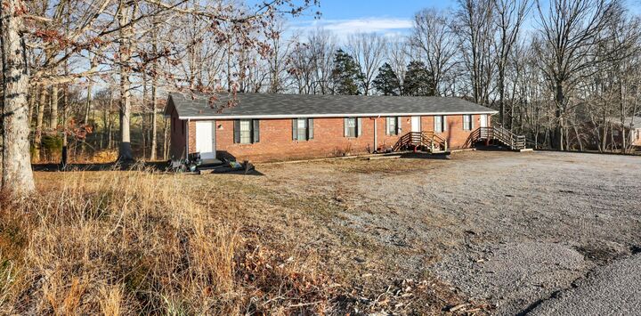 Property Photo:  1088 McDaniel Rd  TN 37043 