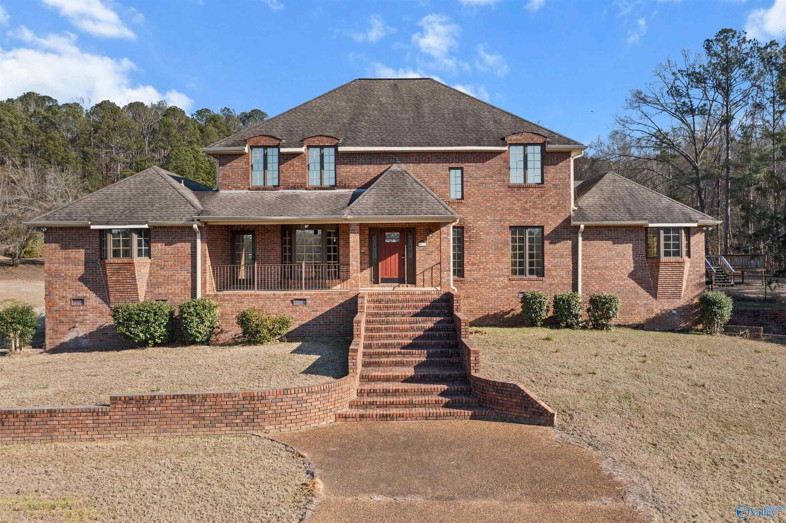 Property Photo:  911 Sibert Circle  AL 35905 