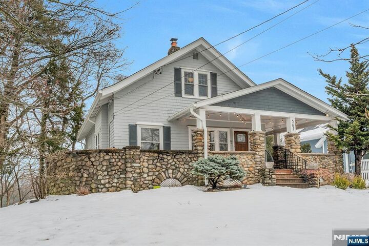 Property Photo:  561 Lincoln Avenue  NJ 07452 