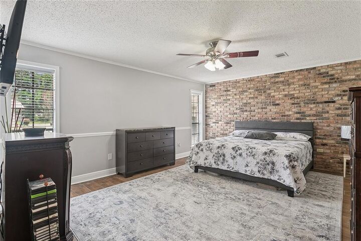 Property Photo: 202 Woodbridge Boulevard LA 70401