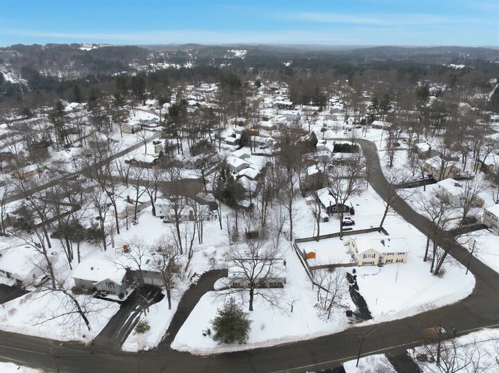 Property Photo:  154 Westwood Drive  NH 03062 