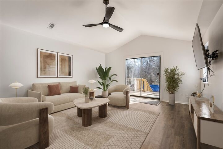 Property Photo:  1543 E Cardinal Drive  AR 72703 