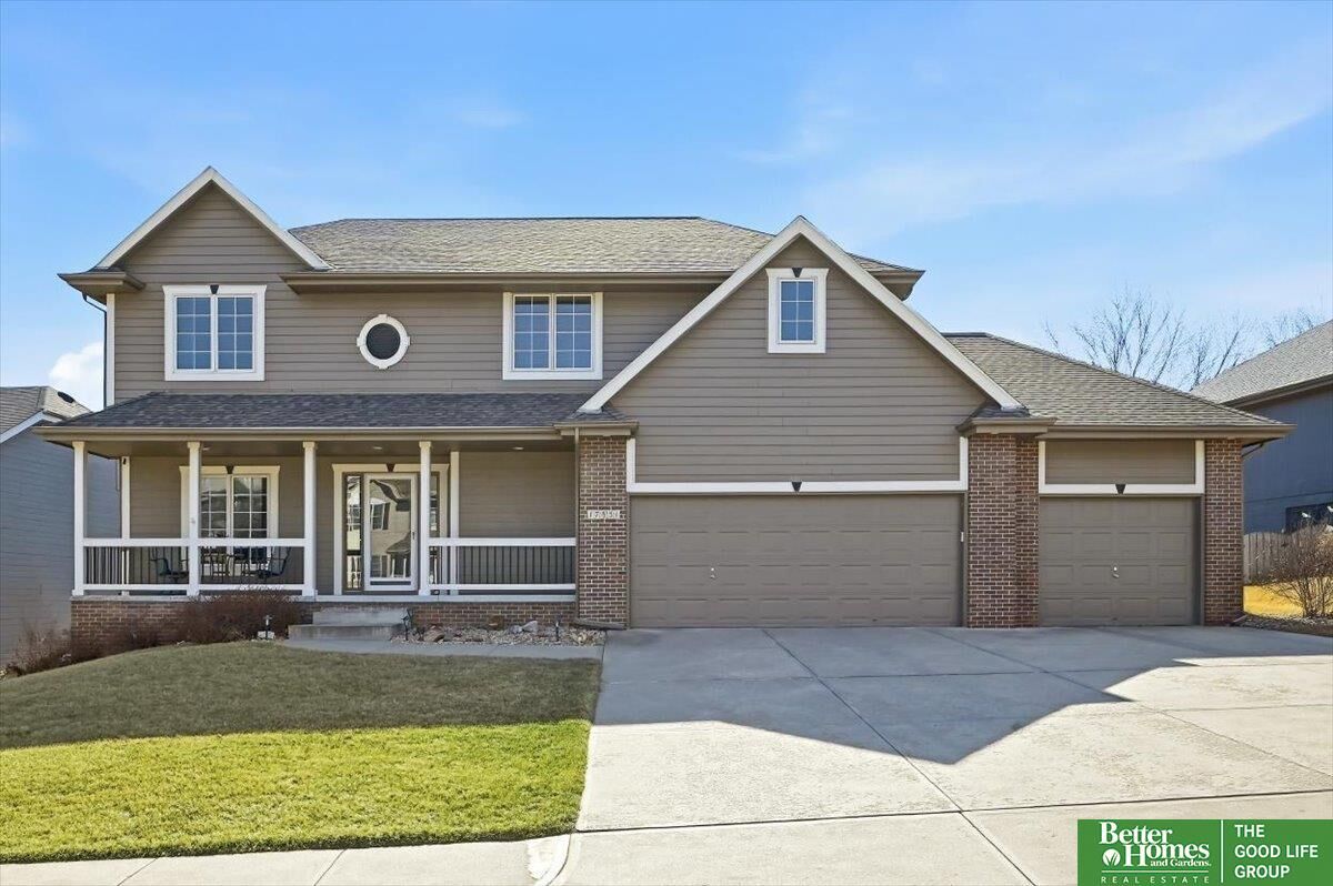 Property Photo: 17531 Washington Street NE 68135