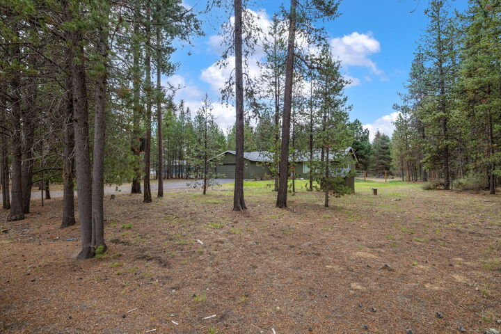 Property Photo:  16053 Snowberry Lane  OR 97739 