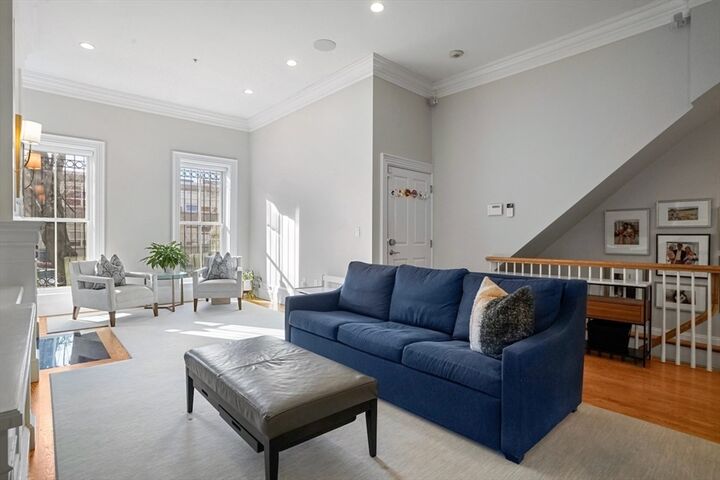 Property Photo:  41 Worcester St 1  MA 02118 