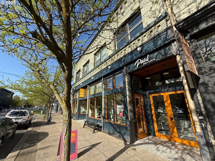 Property Photo: 8212 N Denver Ave OR 97217